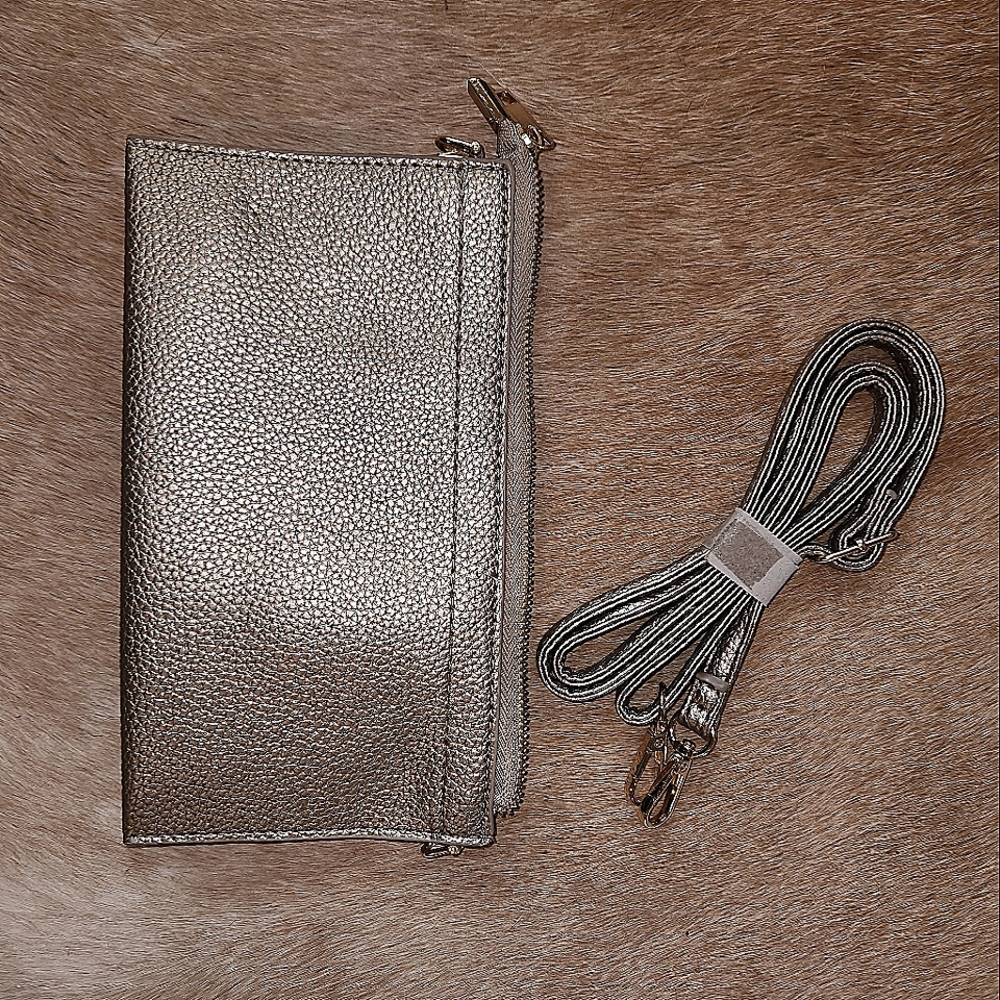 Gold vegan crossbody